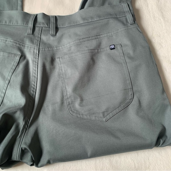 Travis Mathew Men’s Green Stretchy Pants Men's Size 36 - Picture 6 of 11